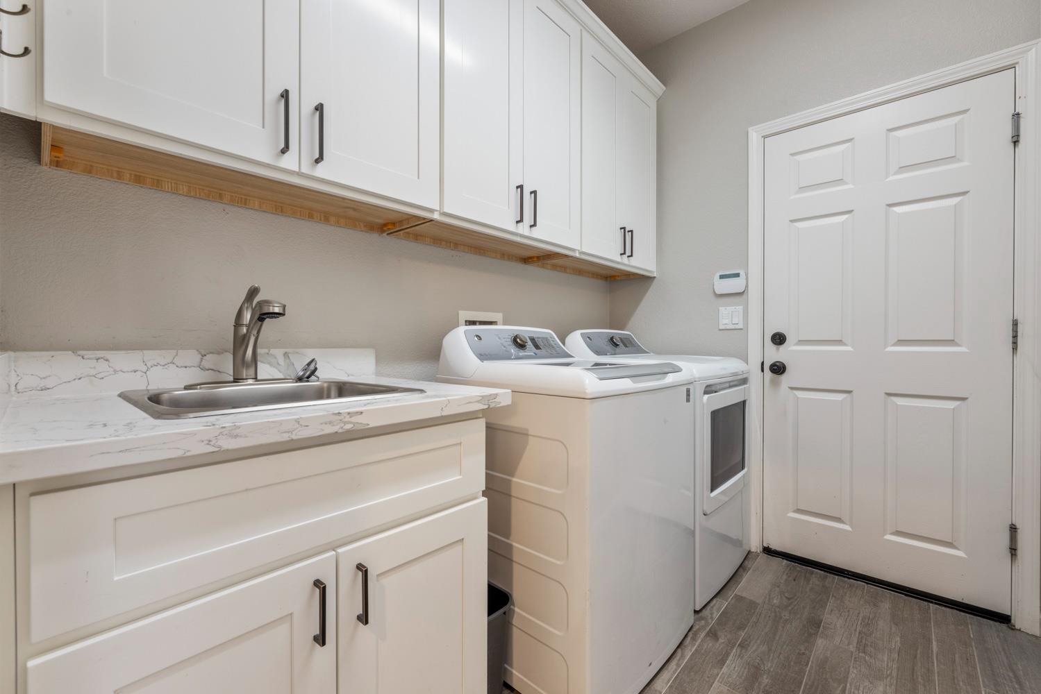 1624 Badger Way Tracy, CA 95304 - Photo 27 of 47