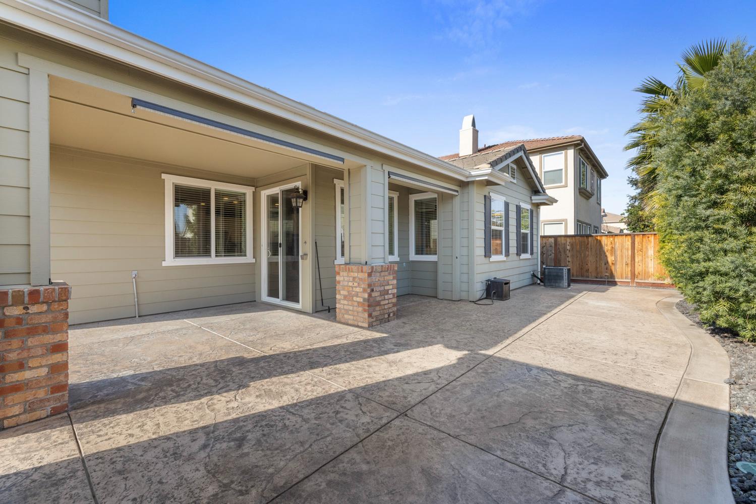 1624 Badger Way Tracy, CA 95304 - Photo 37 of 47