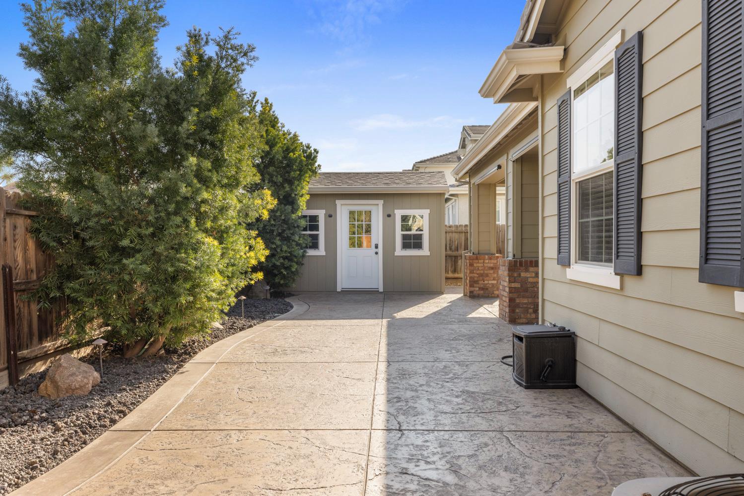 1624 Badger Way Tracy, CA 95304 - Photo 39 of 47