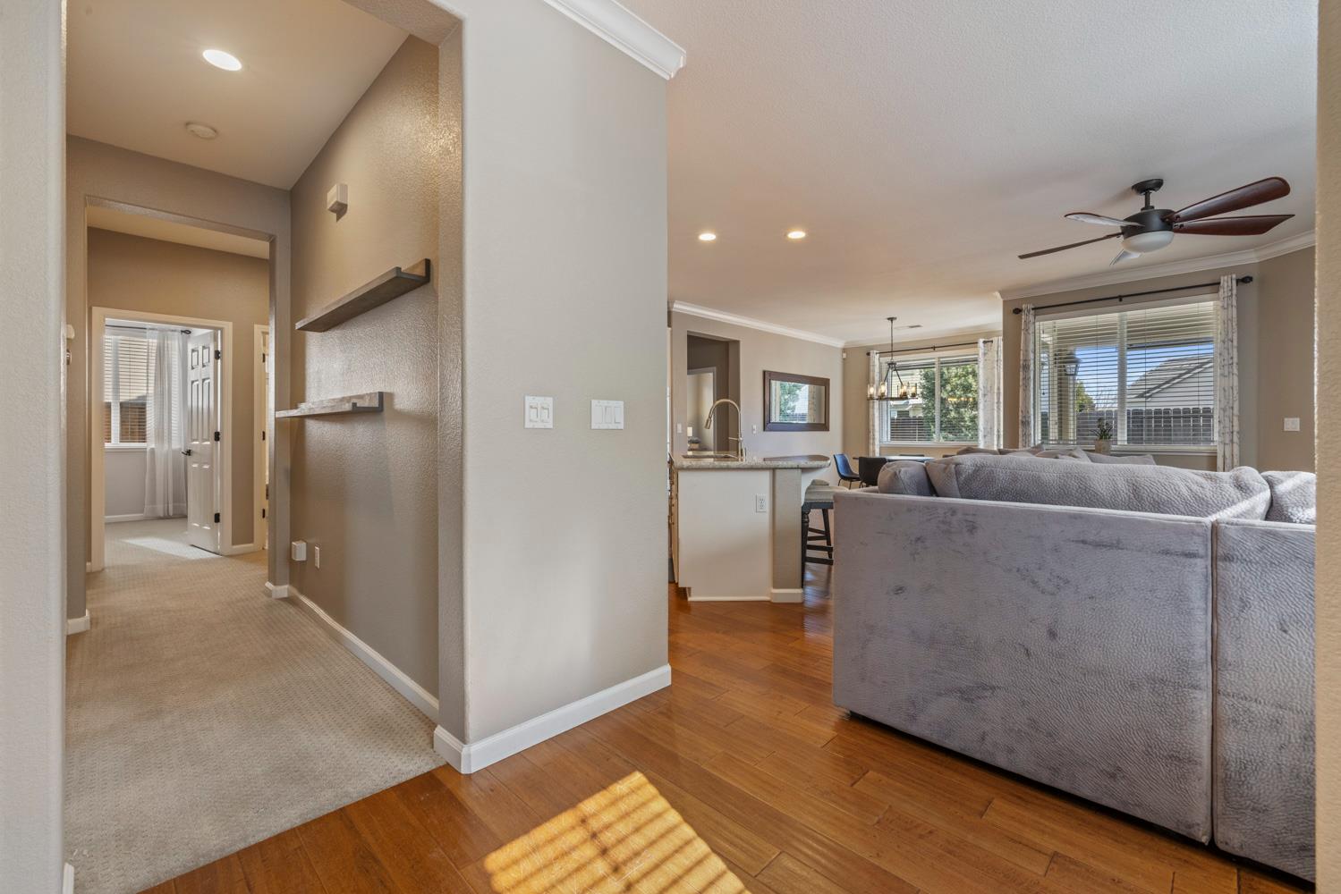 1624 Badger Way Tracy, CA 95304 - Photo 10 of 47