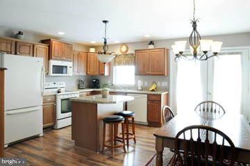 1758 Pioneer Road Lancaster, PA 17602 - Photo 2 of 15 Gallery Image 2
