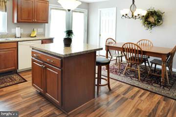 1758 Pioneer Road Lancaster, PA 17602 - Photo 3 of 15 Gallery Image 3