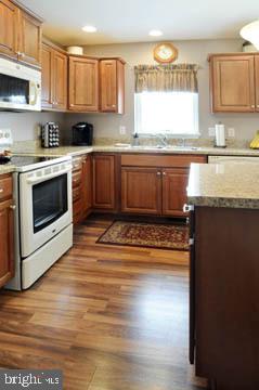 1758 Pioneer Road Lancaster, PA 17602 - Photo 4 of 15 Gallery Image 4