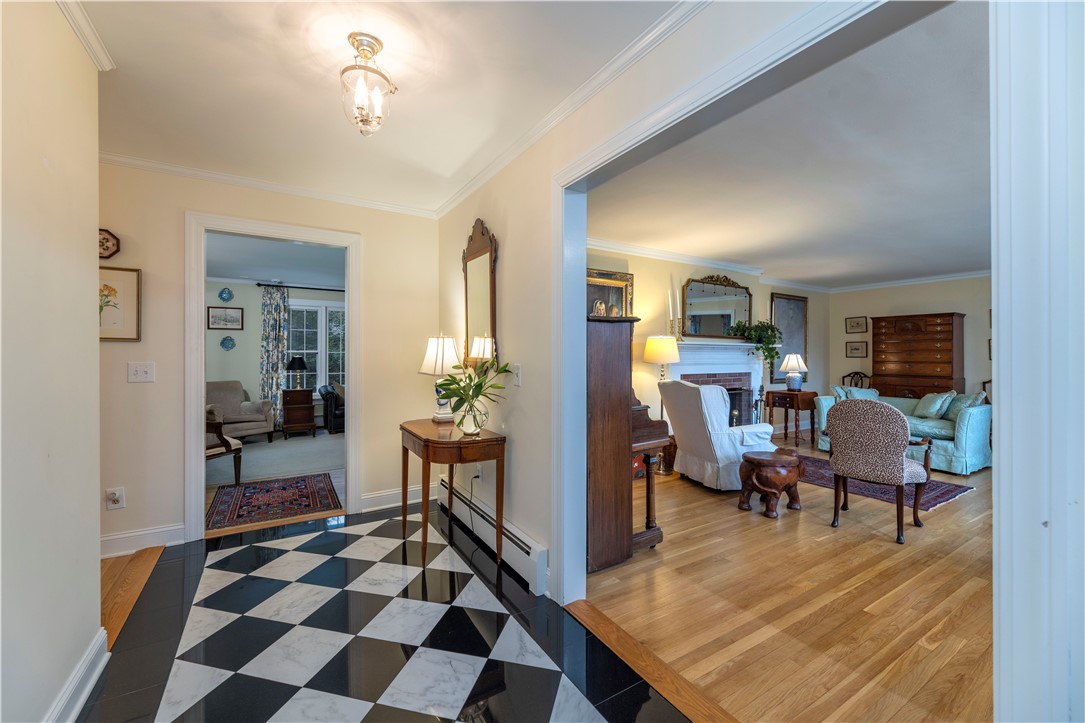 38 Setting Sun Drive Westerly, RI 02891 - Photo 5 of 22