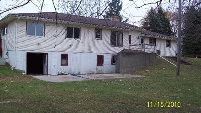 2152 South Cochran Road Charlotte, MI 48813 - Photo 3 of 10 Additional Photo