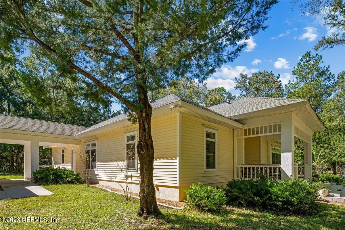 645 Carlin Road Satsuma, FL 32189 - Photo 3 of 37 Side