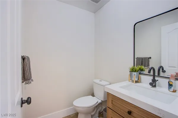 $749,000 | 2030 North Ash Street, Overton, NV 89040