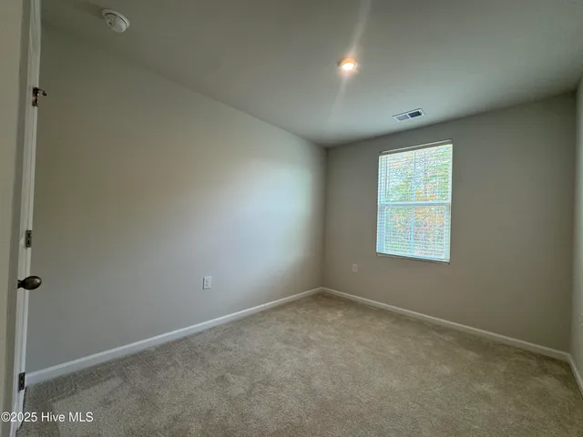 $1,900 | 3170 Edgehill Drive, Navassa, NC 28451