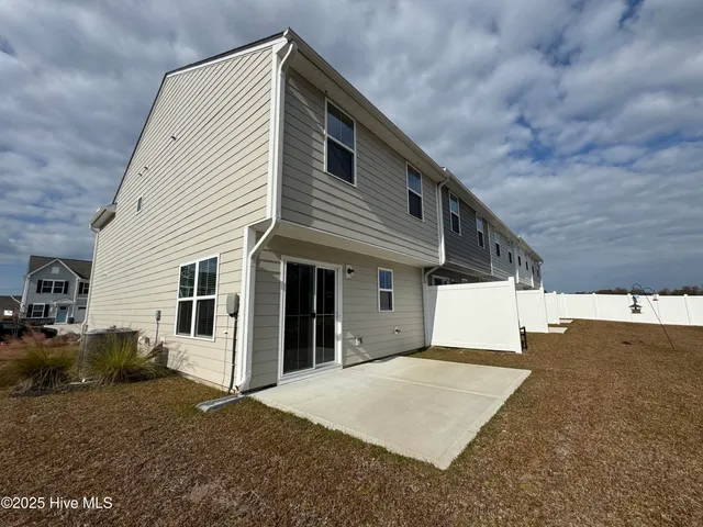 $1,900 | 3170 Edgehill Drive, Navassa, NC 28451