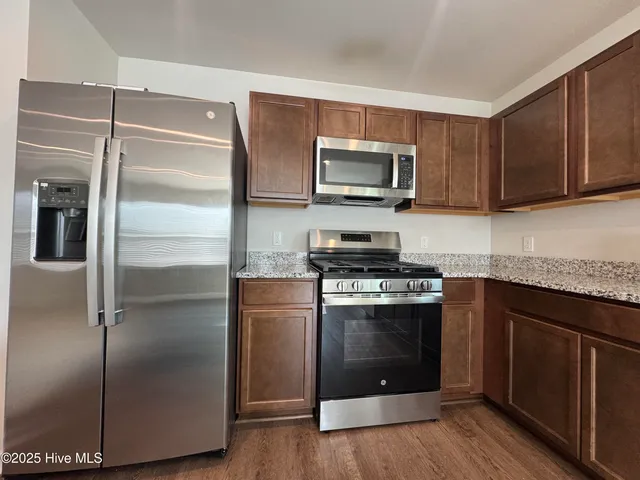 $1,900 | 3170 Edgehill Drive, Navassa, NC 28451