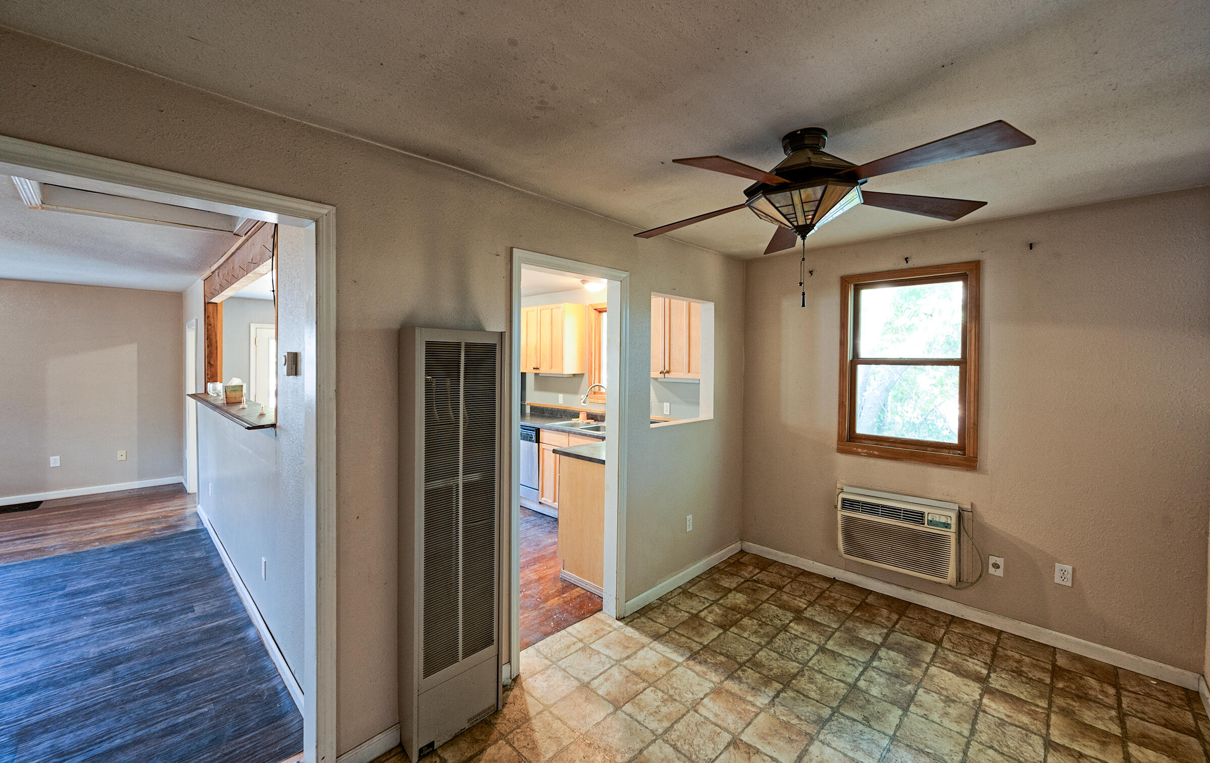 3871 Riverside Avenue Anderson, CA 96007 - Photo 12 of 22 riverside-112