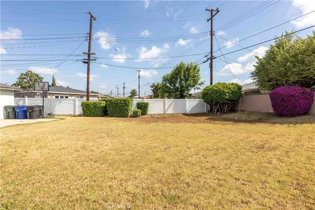 $635,000 | 333 East 158th Street, Gardena, CA 90248
