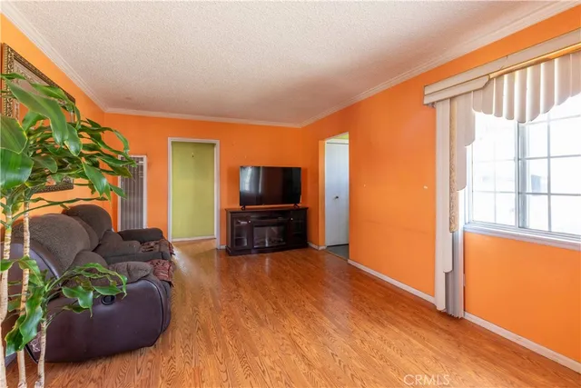 $635,000 | 333 East 158th Street, Gardena, CA 90248