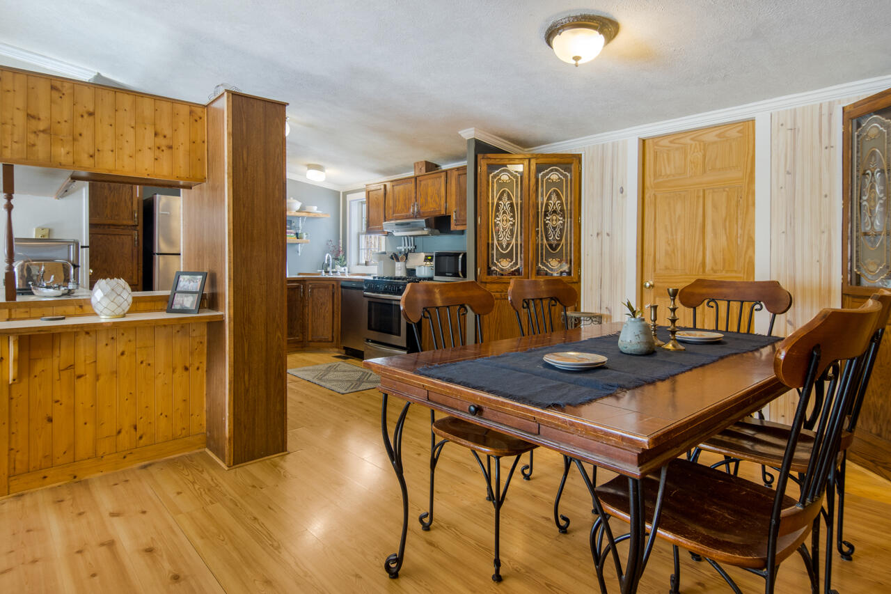 5380 Sylvan Point Road Honor, MI 49640 - Photo 25 of 66 28-Scene-21