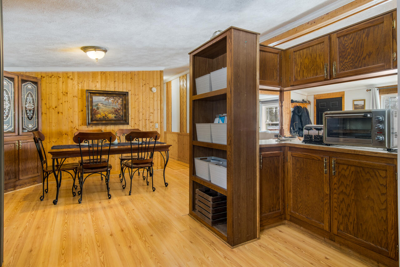 5380 Sylvan Point Road Honor, MI 49640 - Photo 29 of 66 32-Scene-25