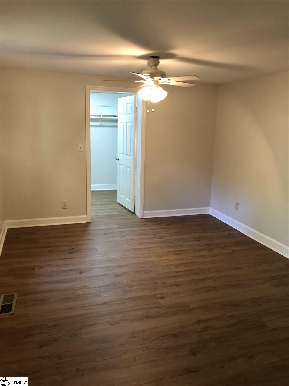 3166 State Park Road Greenville, SC 29609 - Photo 11 of 14