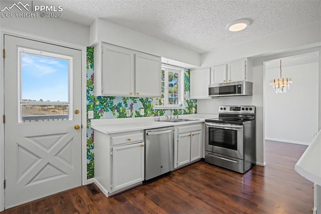 9559 Tomahawk Road Parker, CO 80138 - Photo 16 of 33