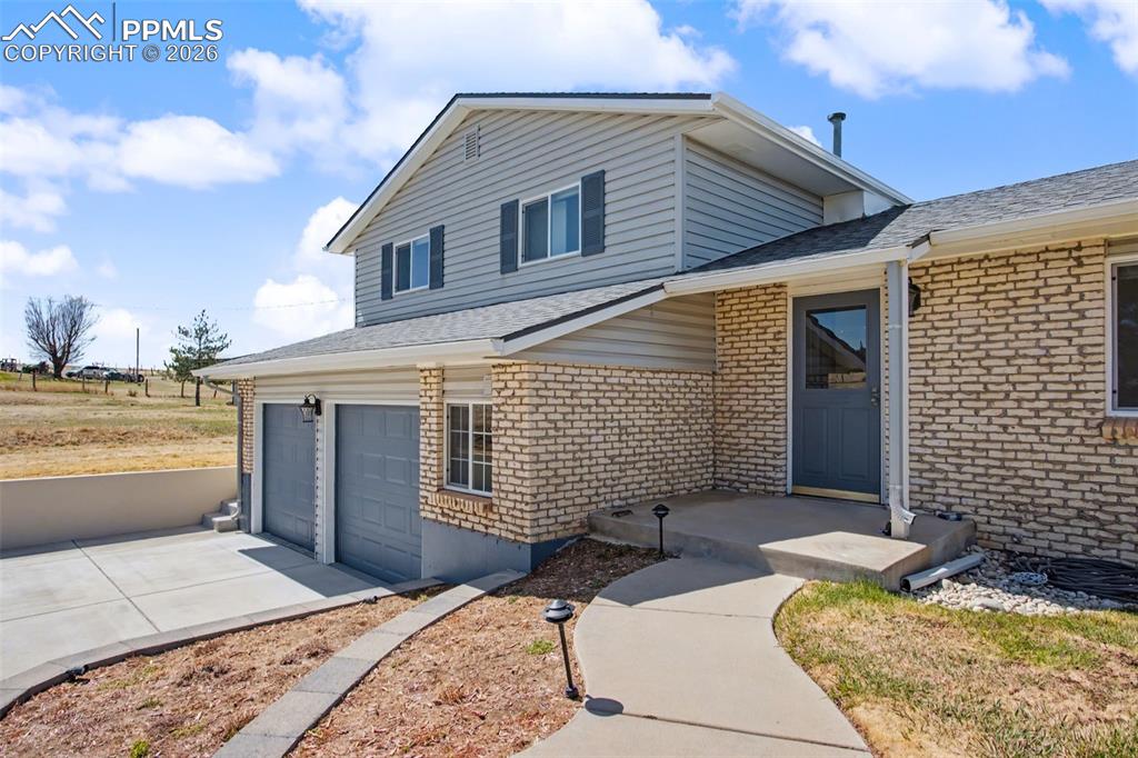 9559 Tomahawk Road Parker, CO 80138 - Photo 2 of 33