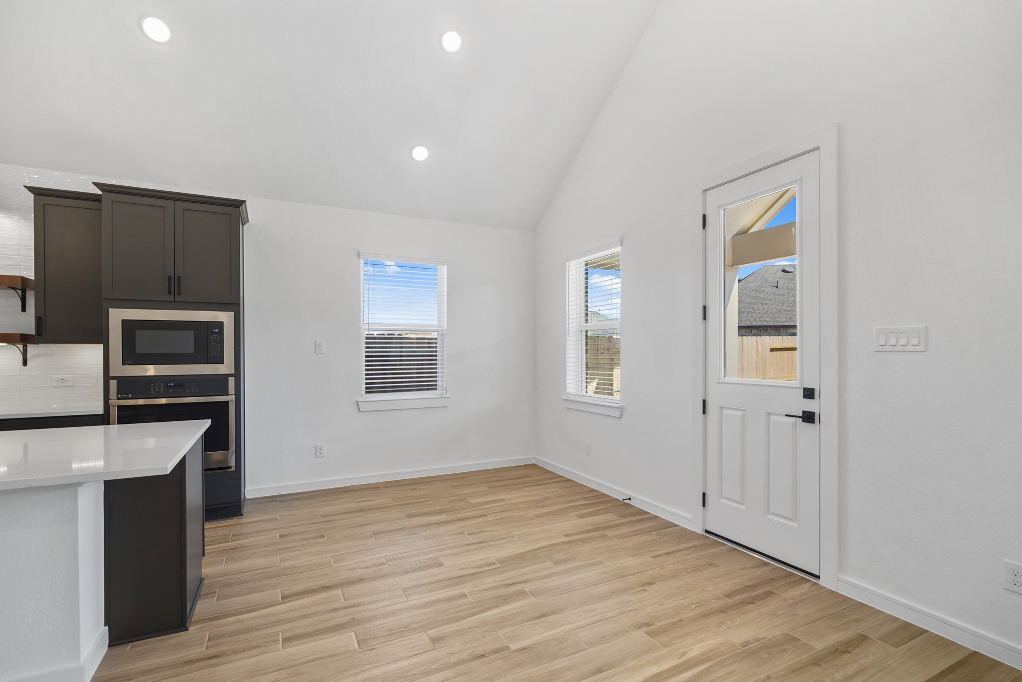 2418 Good Morrow Drive Rosenberg, TX 77471 - Photo 26 of 48 Sun-lit dining area (*Photo not of actual home and used for illustration purposes only.)