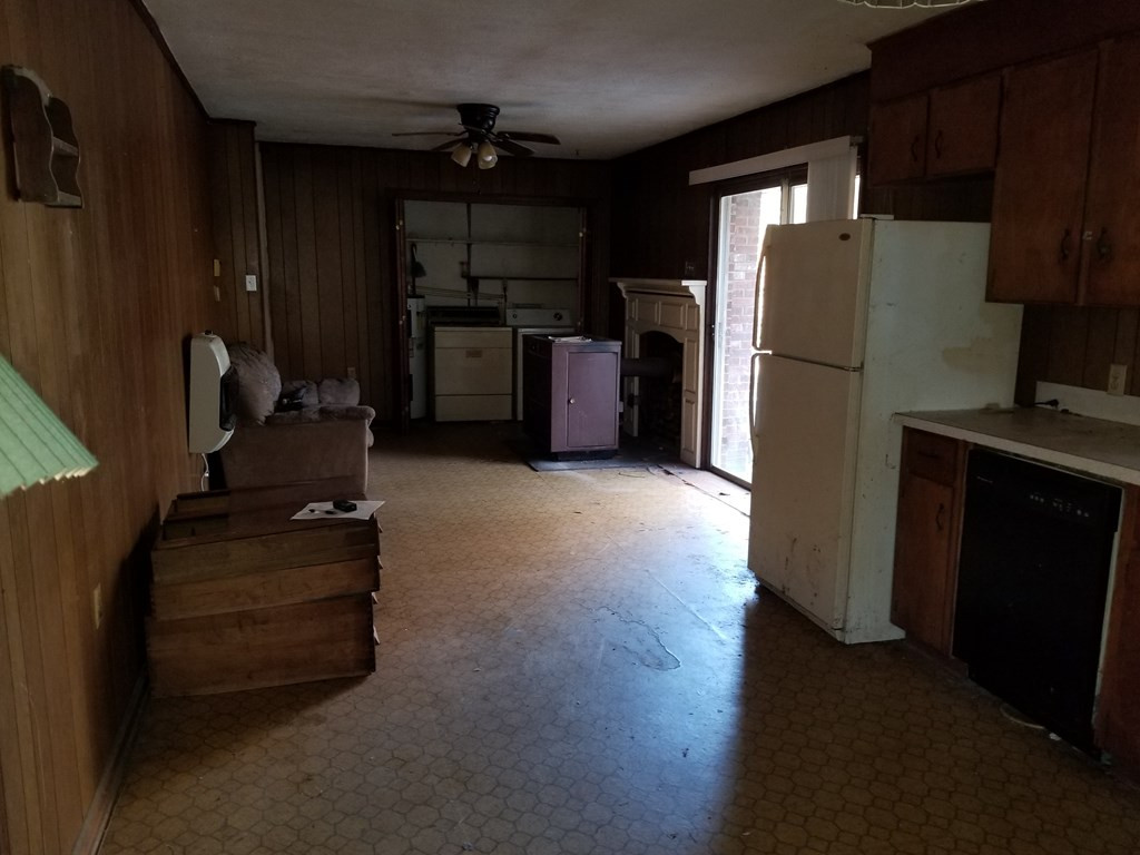 697 Peri Leigh Road Harlem, GA 30814 - Photo 3 of 11