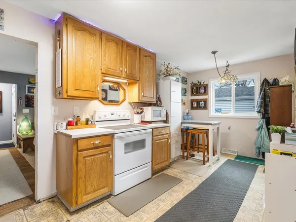 $199,999 | 6127 Oak Drive, Byron, IL 61010