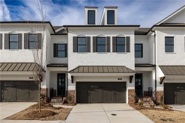 $2,975 | 816 Dodd Trail, Buford, GA 30518