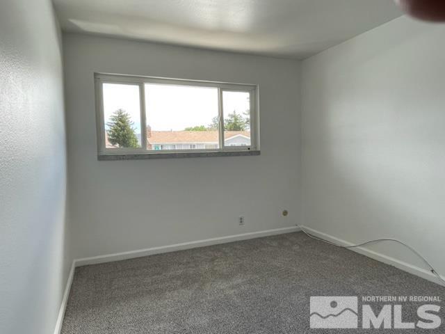 102 Smithridge Reno, NV 89502 - Photo 16 of 20 an empty room with a window