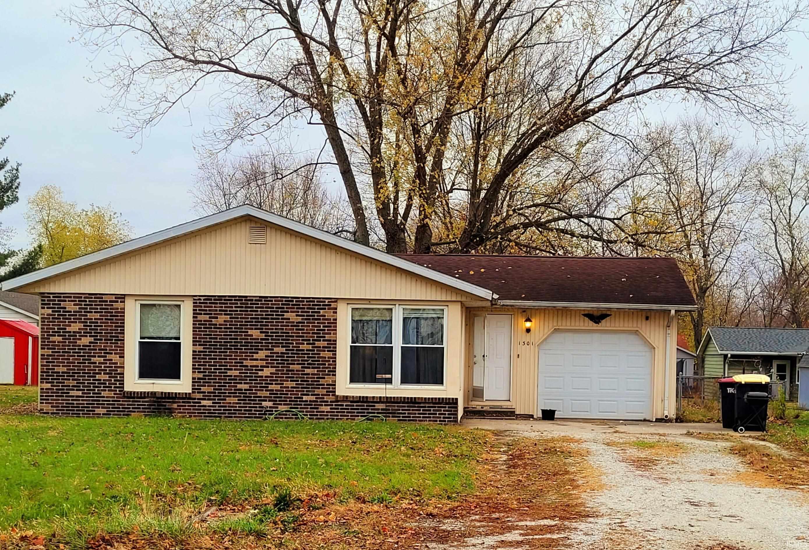 1301 South Dayton Road Delphi, IN 46923 - Photo 2 of 17 Gallery Image 2