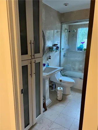 $4,650 | 18764 Northwest 89th Court, Hialeah, FL 33018