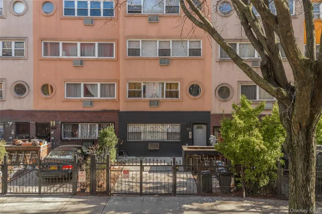 $1,525,000 | 1180 Sherman Avenue | Concourse