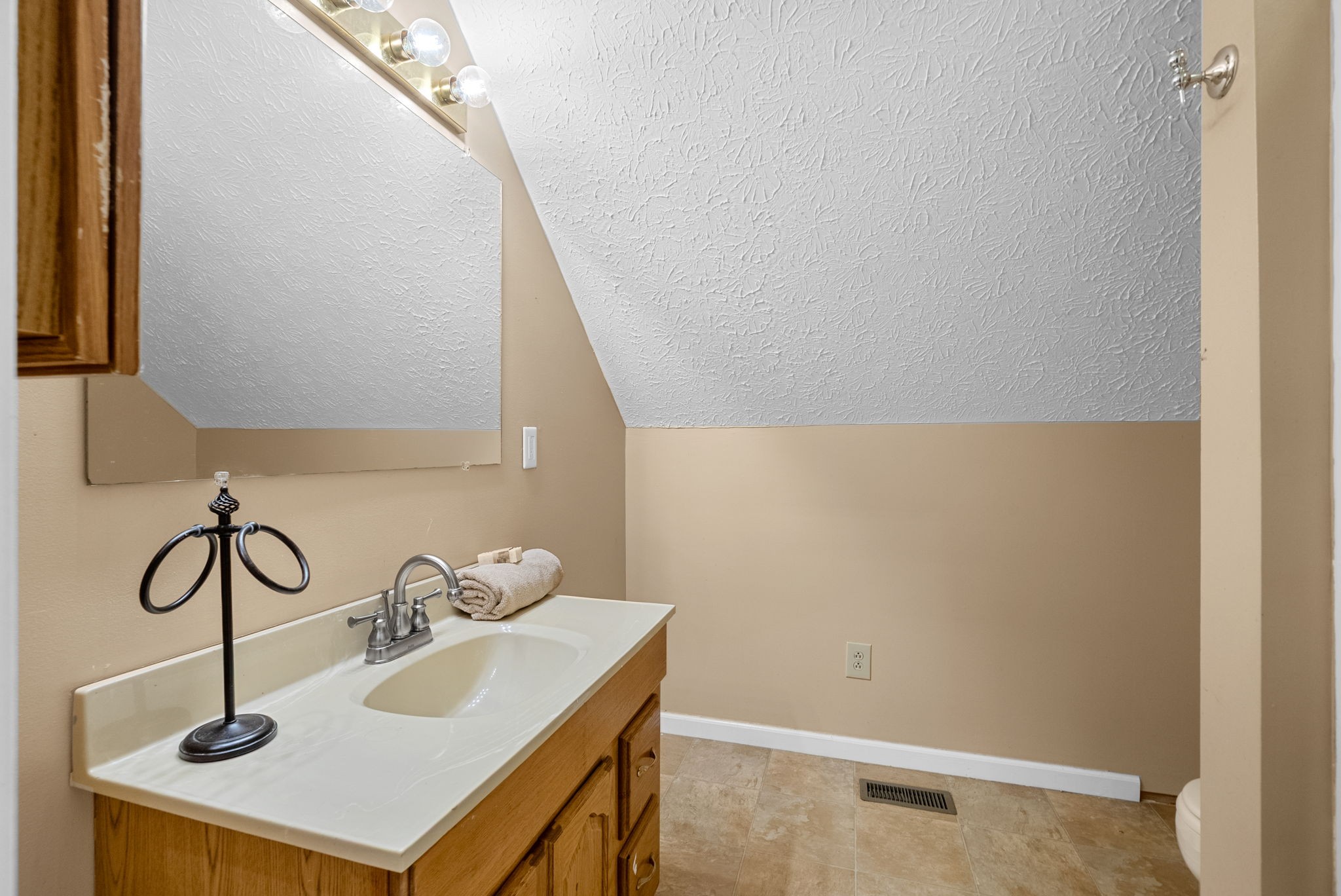 2952 Old Clarksville Springfield Road Adams, TN 37010 - Photo 36 of 50