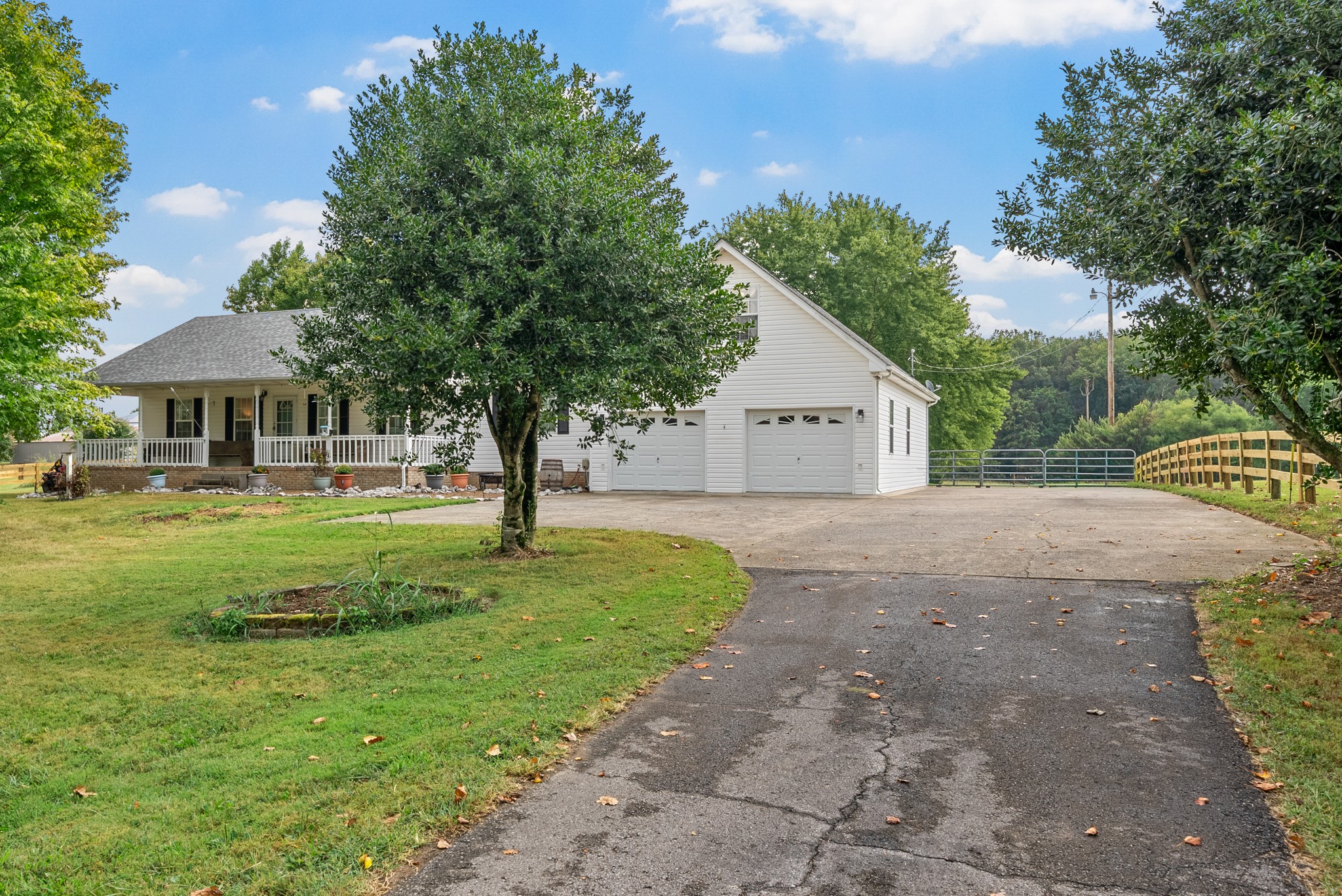 2952 Old Clarksville Springfield Road Adams, TN 37010 - Photo 6 of 50