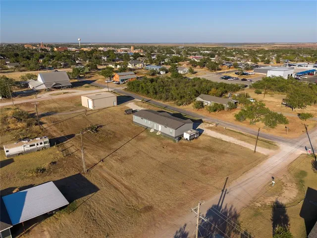 $265,000 | 2032 Avenue L, Anson, TX 79501