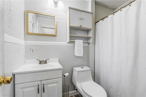 $295,000 | 250 20th Avenue Southwest, Vero Beach, FL 32962