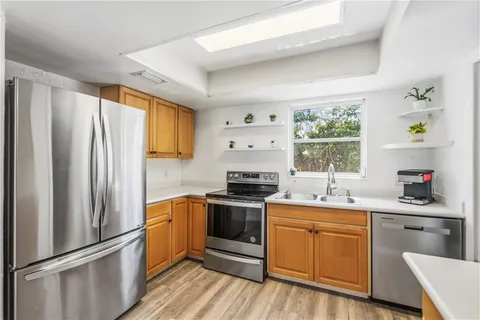 $295,000 | 250 20th Avenue Southwest, Vero Beach, FL 32962