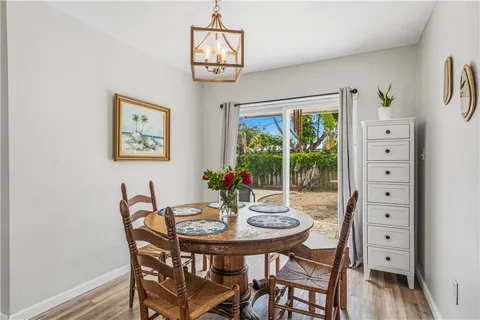 $295,000 | 250 20th Avenue Southwest, Vero Beach, FL 32962