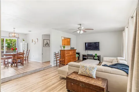 $295,000 | 250 20th Avenue Southwest, Vero Beach, FL 32962