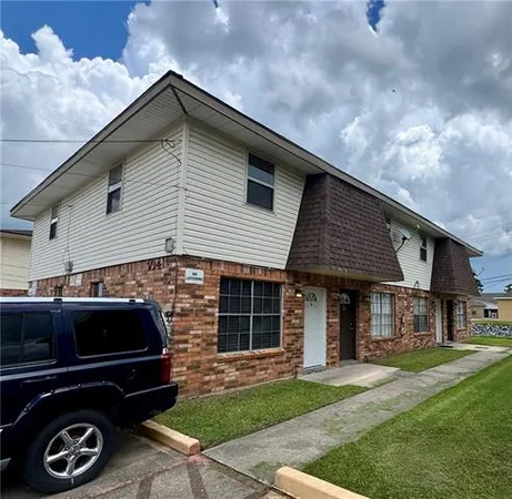 $1,100 | 904 Jeffrey Court, Unit B, Laplace, LA 70068