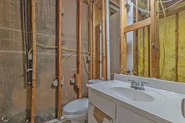 $435,500 | 1411 Golf Club Drive, Lantana, TX 76226