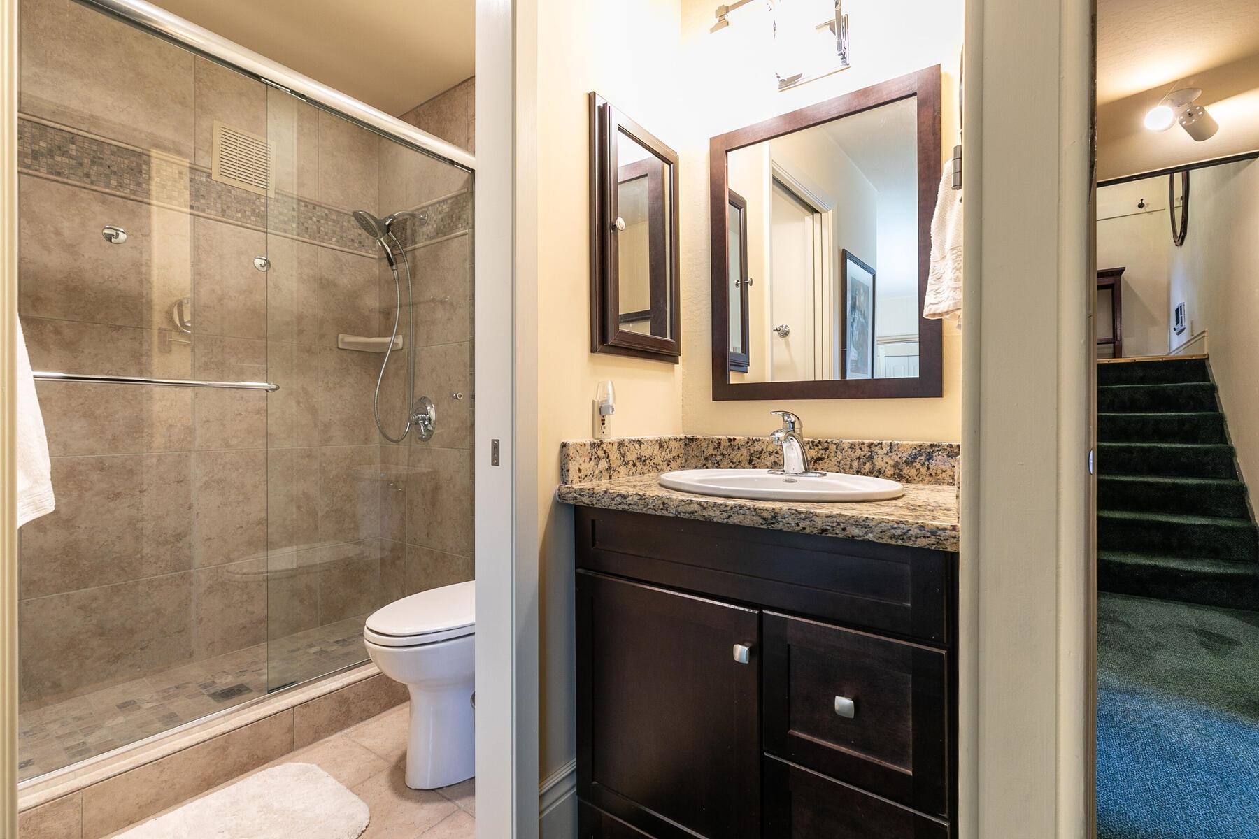 15518 Donner Pass Road, Unit 6 Truckee, CA 96161 - Photo 14 of 21 Gallery Image 14
