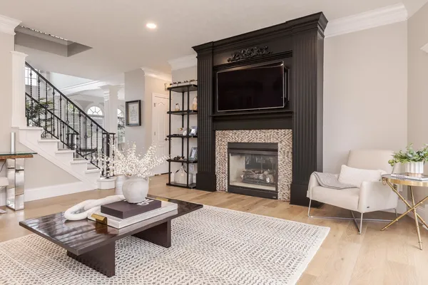 $1,100,000 | 33 Derby Way, Bloomington, IL 61704