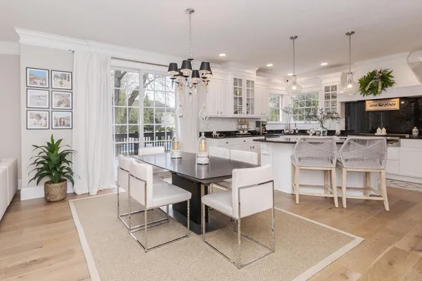 $1,100,000 | 33 Derby Way, Bloomington, IL 61704