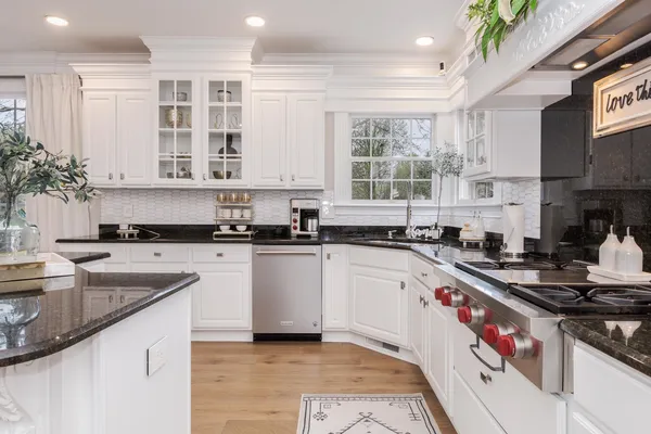 $1,100,000 | 33 Derby Way, Bloomington, IL 61704