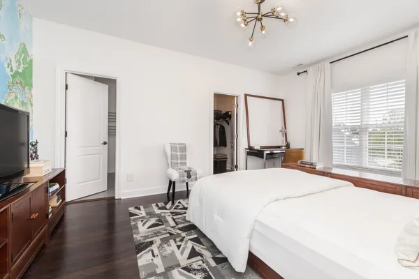 $1,100,000 | 33 Derby Way, Bloomington, IL 61704