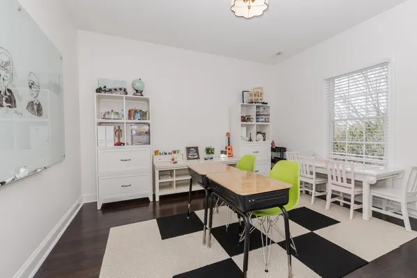 $1,100,000 | 33 Derby Way, Bloomington, IL 61704