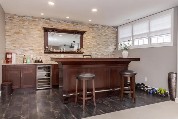 $1,100,000 | 33 Derby Way, Bloomington, IL 61704