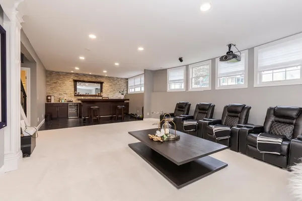 $1,100,000 | 33 Derby Way, Bloomington, IL 61704