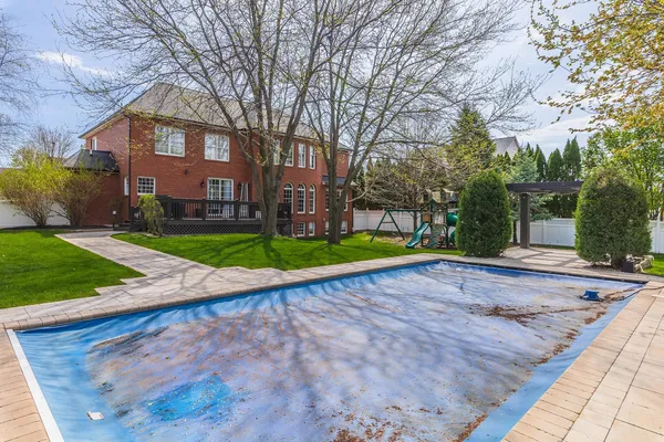 $1,100,000 | 33 Derby Way, Bloomington, IL 61704