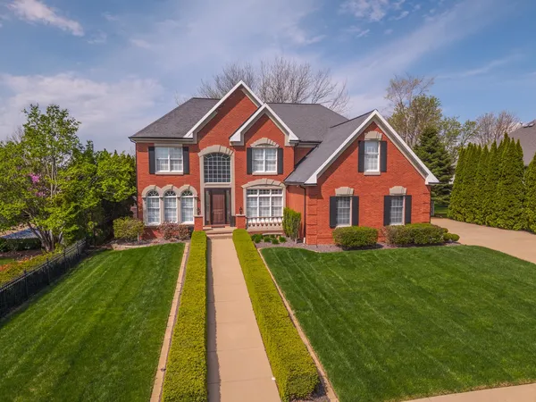 $1,100,000 | 33 Derby Way, Bloomington, IL 61704