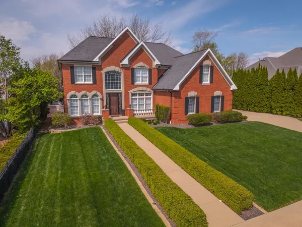 $1,100,000 | 33 Derby Way, Bloomington, IL 61704